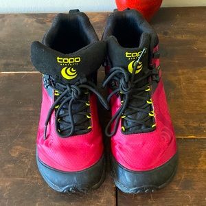 Women’s Topo Trailventure waterproof boots, size 7.5